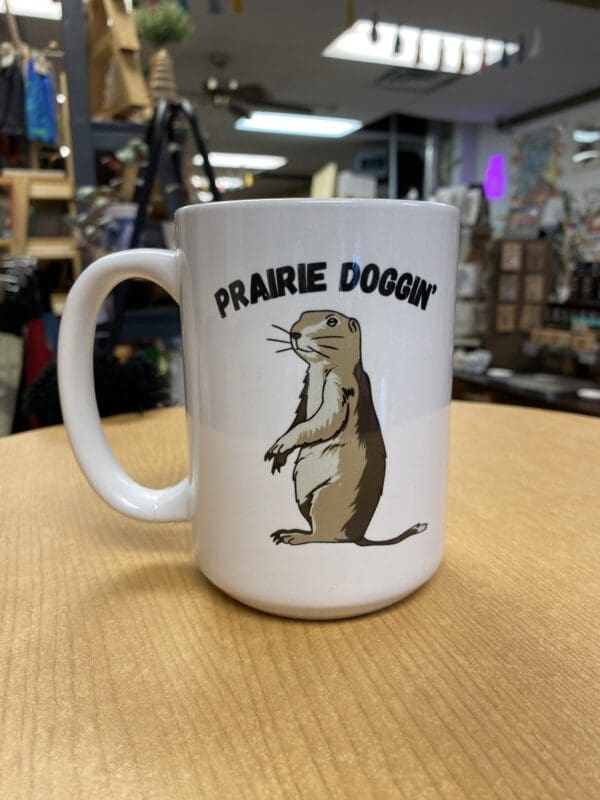 PRAIRE DOGGIN CERAMIC MUG