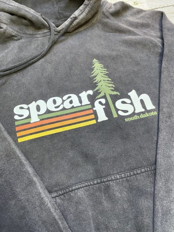 SPEARFISH RETRO TREE HOODIE - Image 2